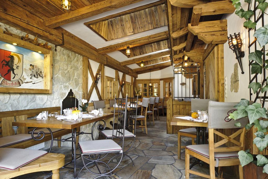 Hotel Gasthof Perauer Mayrhofen Exterior photo